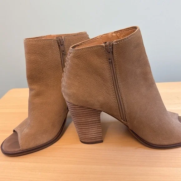 Lucky Brand Womens Sesame Augusta Brown Lamija Ankle Booties Boots 9.5 - Picture 8 of 10